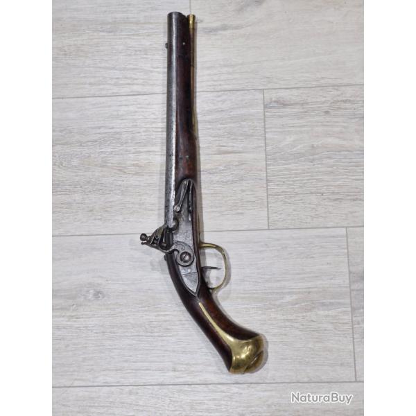 Pistolet silex debut 17eme pour restauration ou pieces sign J VALET