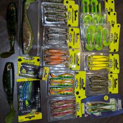 Lot 307,Leurres Souple STORM + Gunki G'Bump 17 cm /FISH AND FISHING. "Plus de 60 leurres !!