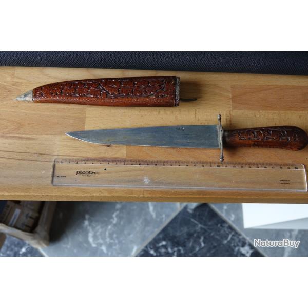 Couteau ancien "India" grav sur Lame Manche et tui en Bois Sculpt