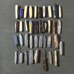 Lot indissociable de 38 petits couteaux ou canifs publicitaires et autres - voir photos.