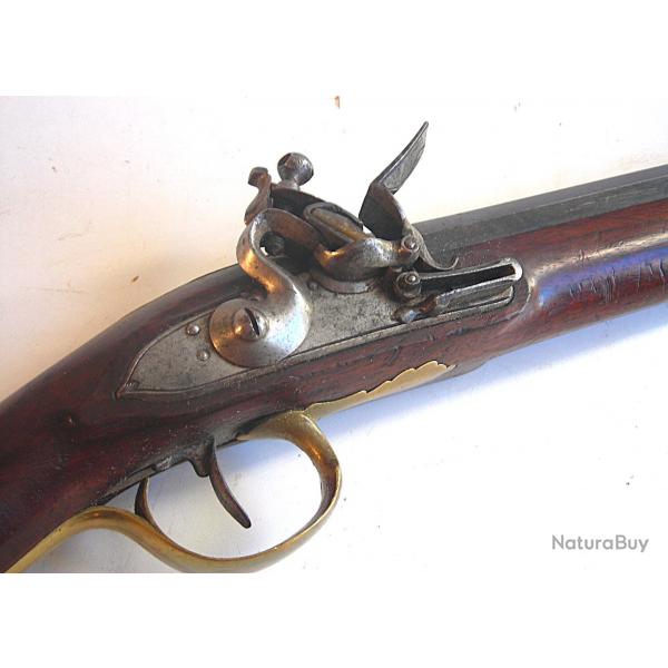 Ancien et beau fusil   silex trs bon tat, voir marquages