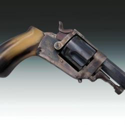 REVOLVER DUMONTHIER BULLDOG CALIBRE 7mm CF XIXè Categorie D