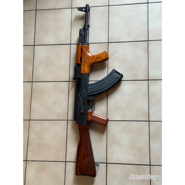 Vends AIM AK Roumaine bois neutralise
