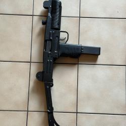 Vends UZI FN Herstal neutralisé