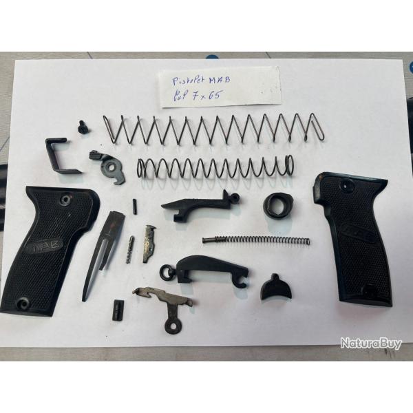 Lot pices dtaches Mcanique Armurerie Pour arme * pistolet MAB cal 7x65*  encheres