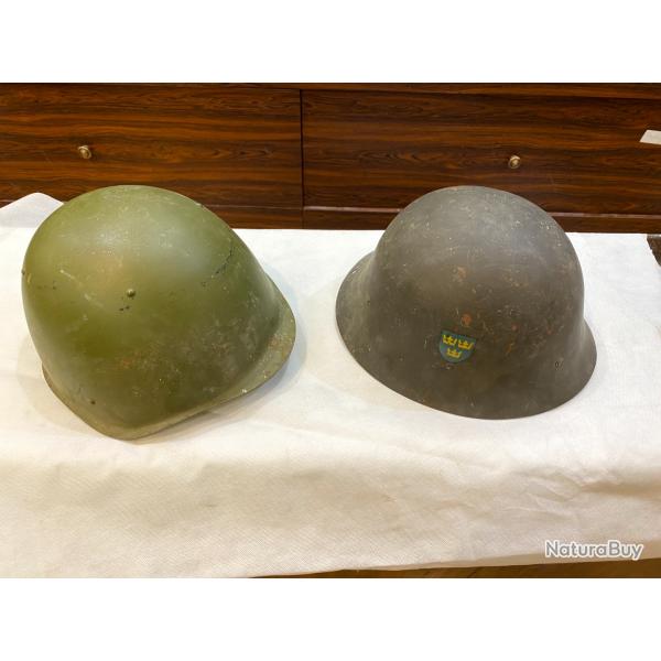 1 casque russe M.84 et 1 casque sudois M.26