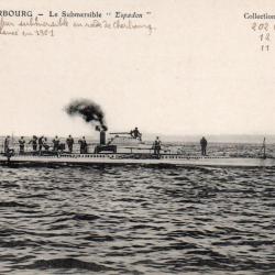 CPA - Marine de Guerre -CHERBOURG - Le Submersible  " Espadon "  N°4154