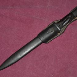 très belle baïonnette allemande seconde guerre bien marquée et datée 1940/1941