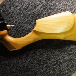 Crosse d'épaule pour votre pistolet CROSMAN en érable du Canada permet de convertir votre pistolet