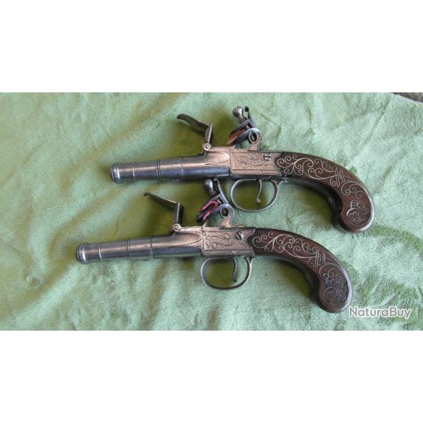 Jolie paire de pistolet  silex 18 anglais sign J.Richards  Londres