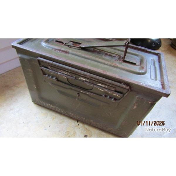 caisse 2type  mitrailleuse Browning 12.7 cal 50 deuxime guerre ww2 US army seconde USA GI United