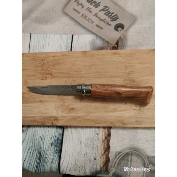 Opinel numros 8 lame inox je m'en suis jamais servi manche bois d'olivier