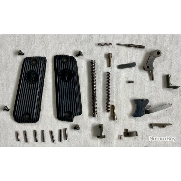 Pistolet UNIQUE model RP 7x65 court - lot pices dtaches - occasion