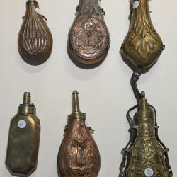 Poire à poudre en cuivre/laiton