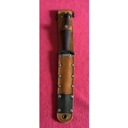 Dague stilleto v42 forces spéciales