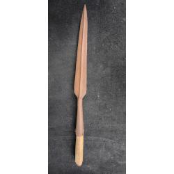 fer de pique révolutionnaire 1792 marquée A (N?) et une partie originale de hampe en bois à facettes