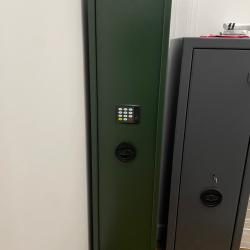 À saisir Coffre 5 armes Profirst + coffret intérieur - comme neuf