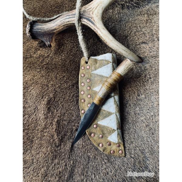 couteau amrindien d'artisan / bois de cerf, lame acier carbone 1095