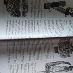 Livre : Armes Blanches - Symbolismes, Inscriptions, Marquages, Fourbisseurs, Manufactures