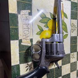 Revolver 12 coups à broche 9 mm