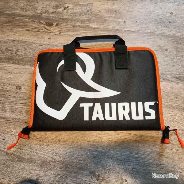 Etui Arme de Poing TAURUS