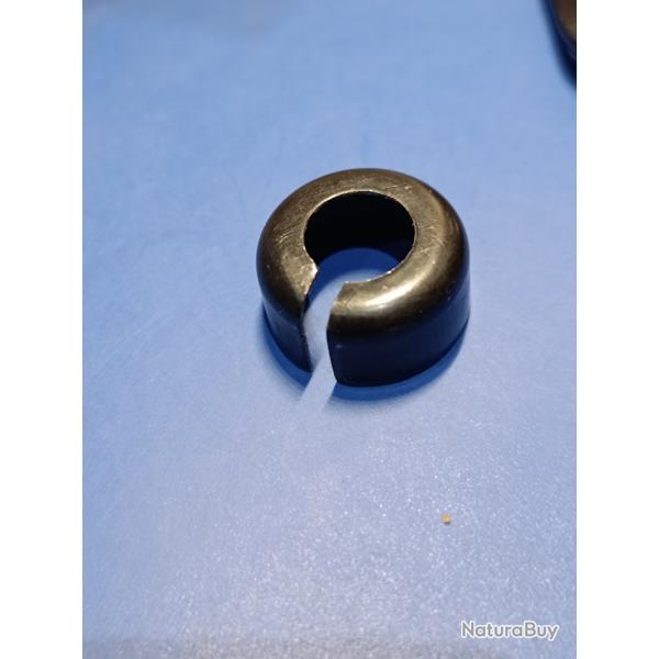 OBTURATEUR OU BOUCHON DE TUBE CHARGEUR  BLOCAGE RESSORT CALIBRE 12..........reft04