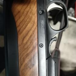 Vends carabine linéaire browning maral s.f fluted threa 300WgSans point rouge avec hausse et guidon