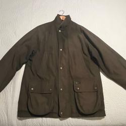 Veste le chameau taille M (taille grand je porte du L dans les autres marques)