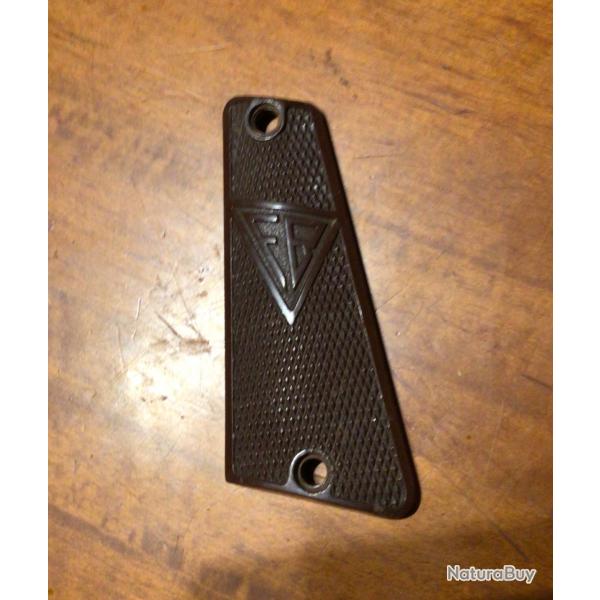 Plaquette gauche radom vis35 n2