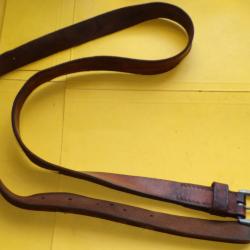 CEINTURE EN CUIR DE TYPE ARMEE DE L'AIR FRANCAISE , AVEC TAMPON , TAILLE T3 SOIT LONGUEUR TOTALE 115