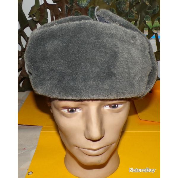 CHAPKA DE LA REPUBLIQUE DEMOCRATIQUE ALLEMANDE , CASQUETTE AVEC TISSU PROTECTION DES OREILLES  , TAI