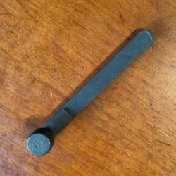 Levier d'armement mat49