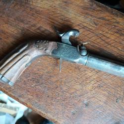 Pistolet de voyage a Conon rayé