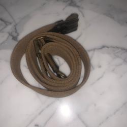 Sangle en web Kerr No Buckle originale teinte OD3 pour PM Thomson.