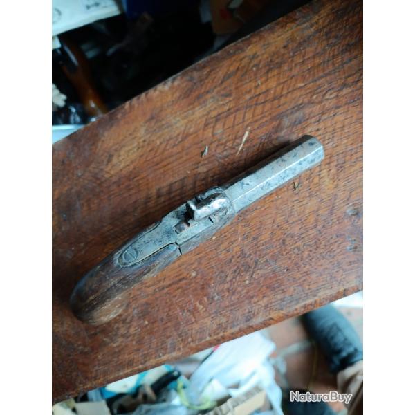 Pistolet de coffre a restaurer