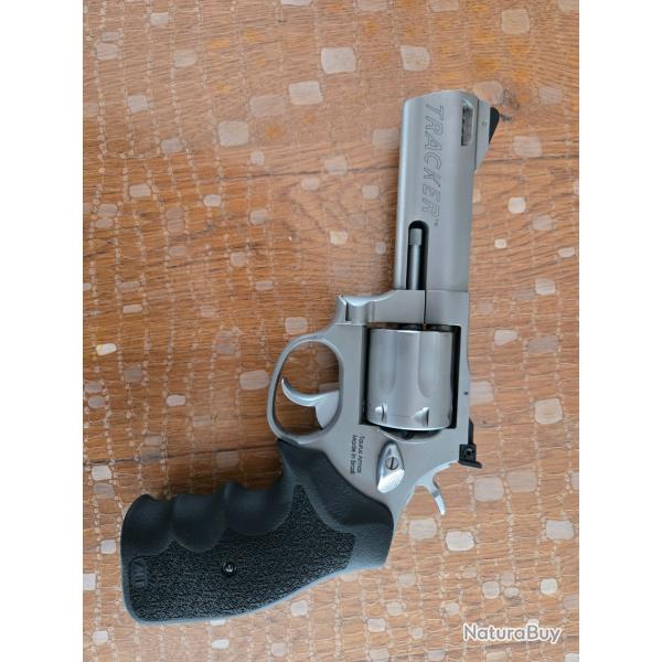 Taurus tracker 4" 357 magnum