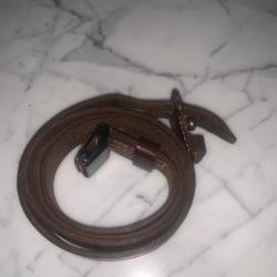 Belle bretelle type K98 . Etat superbe.