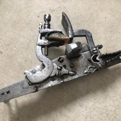 PLATINE MIQUELET BON ETAT VERS 1760 PROBABLE ESPAGNE