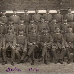 CPA -Photo - Un Groupe Soldats Allemands - N&deg;4167