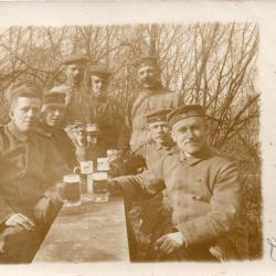 CPA -Photo - Un Groupe Soldats Allemands - N&deg;4168