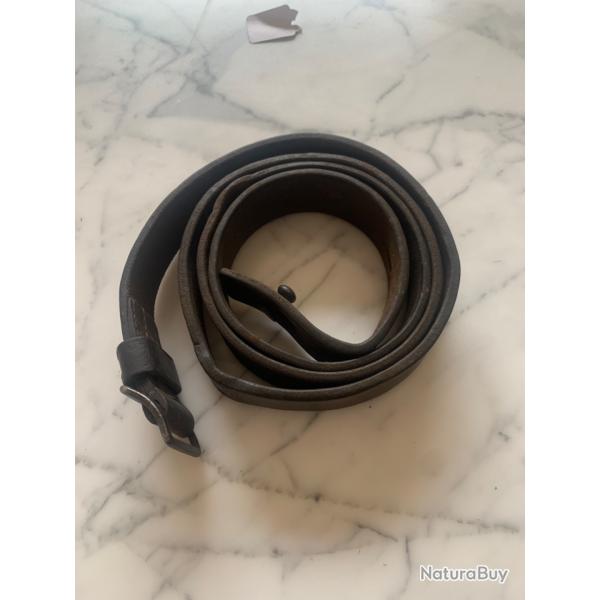 Bretelle carabine ou fusil Steyr 1895 .