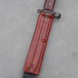 BAIONNETTE AK47 , RUSSIE , KALACH , FOURREAU ROUGE.