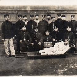 CPA -Photo - Un Groupe Soldats Allemands - N°4170