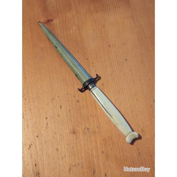 dague de vertu "pic couille"