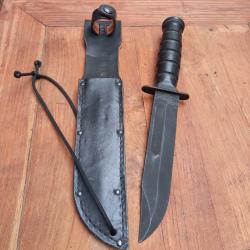 Imposant et Lourd Couteau CAMILLUS New York U.S.A Manche en Cuir avec Étui en cuir