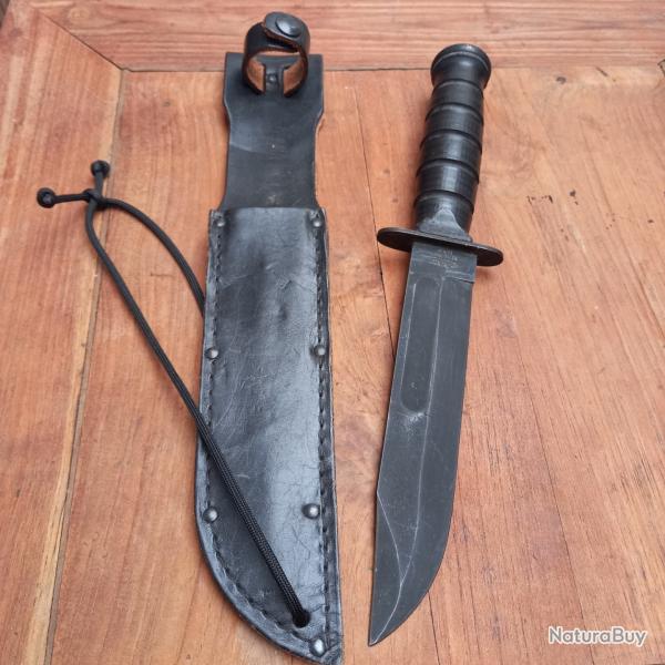 Imposant et Lourd Couteau CAMILLUS New York U.S.A Manche en Cuir avec tui en cuir