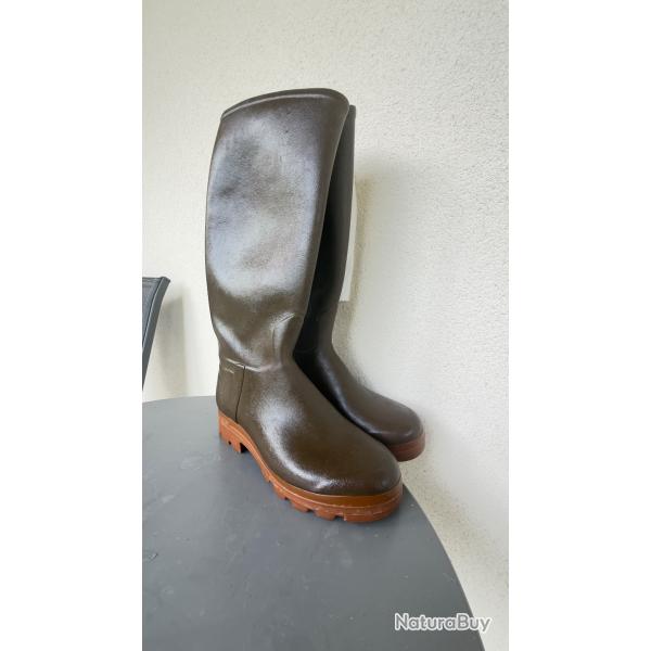 BOTTES LE CHAMEAU SAINT HUBERT POUR HOMMES DOUBLES CUIR Taille 42 superbes