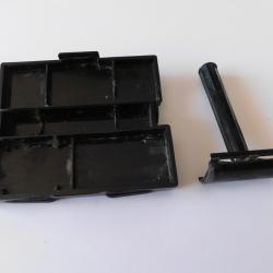 US ARMY WW2 39-45 : RASOIR GILLETTE DANS SA BOITE EN PLASTIQUE