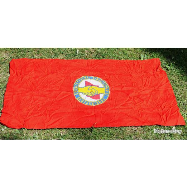 GUERRE FROIDE Drapeau RDA DEUTSCHLANDS SOZIALISTISCHE EINHEITSPARTEI SDC24SOV009