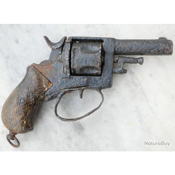 Revolver Bulldog calibre 8 mm en l'tat pour pices ou  restaurer - IFS25BUL001